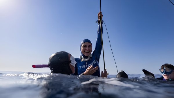 Варто зусиль. Садурська знову покращила світовий рекорд у фрідайві з постійною вагою без плавників – восьмий раз.