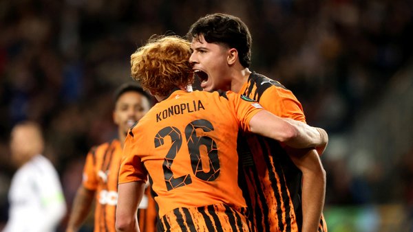 Розгромна перемога “Шахтаря” та скочування “Динамо” в турнірній таблиці після найбільшої поразки: підсумки 13-го…