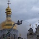 У столиці України, Києві, кількість жертв російського обстрілу сягнула 38 осіб, п'ятеро загинули. 19 У столиці України, Києві, кількість жертв російського обстрілу сягнула 38 осіб, п'ятеро загинули. 19