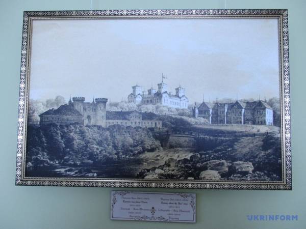 Старовинний Корсунь сумує: немає з ким журбу розділити. 29