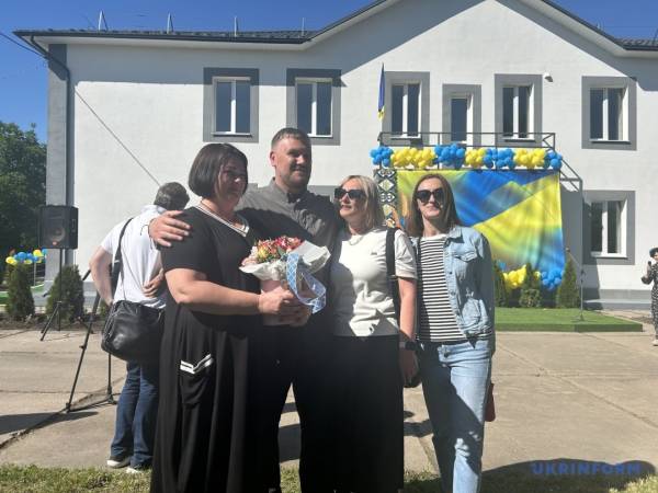 «Привезу з собою частинку дому» 44