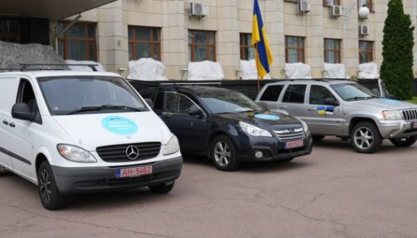 Житомирська обласна військова адміністрація та партнери з Естонії надали оборонцям 14 автівок 2 Житомирська обласна військова адміністрація та партнери з Естонії надали оборонцям 14 автівок 2