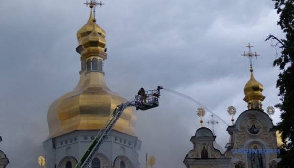 У столиці України, Києві, кількість жертв російського обстрілу сягнула 38 осіб, п'ятеро загинули. 18 У столиці України, Києві, кількість жертв російського обстрілу сягнула 38 осіб, п'ятеро загинули. 18