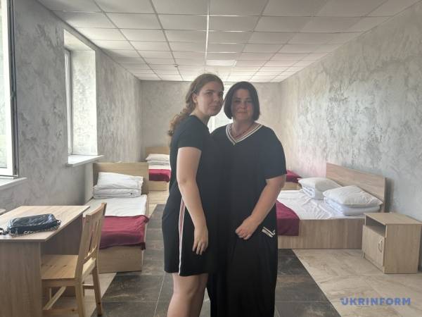 «Привезу з собою частинку дому» 32